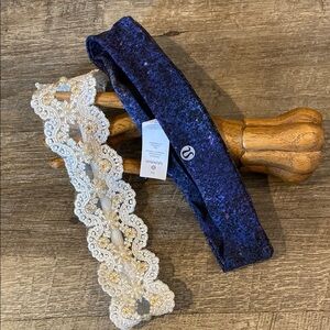 lululemon athletica Blue and Cream Hair Accessories NWOT